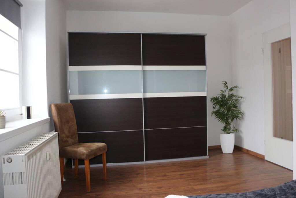 Zentralgelegene 4-raum Bis 8 Pers. Apartment